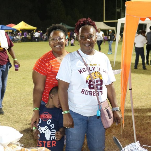 Meet your Posher, Robin - Picture 1 of 1